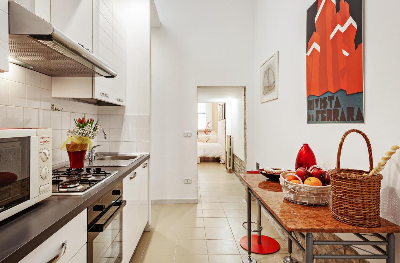 Palazzo Dei Diamanti Apartment Ferrara Bagian luar foto