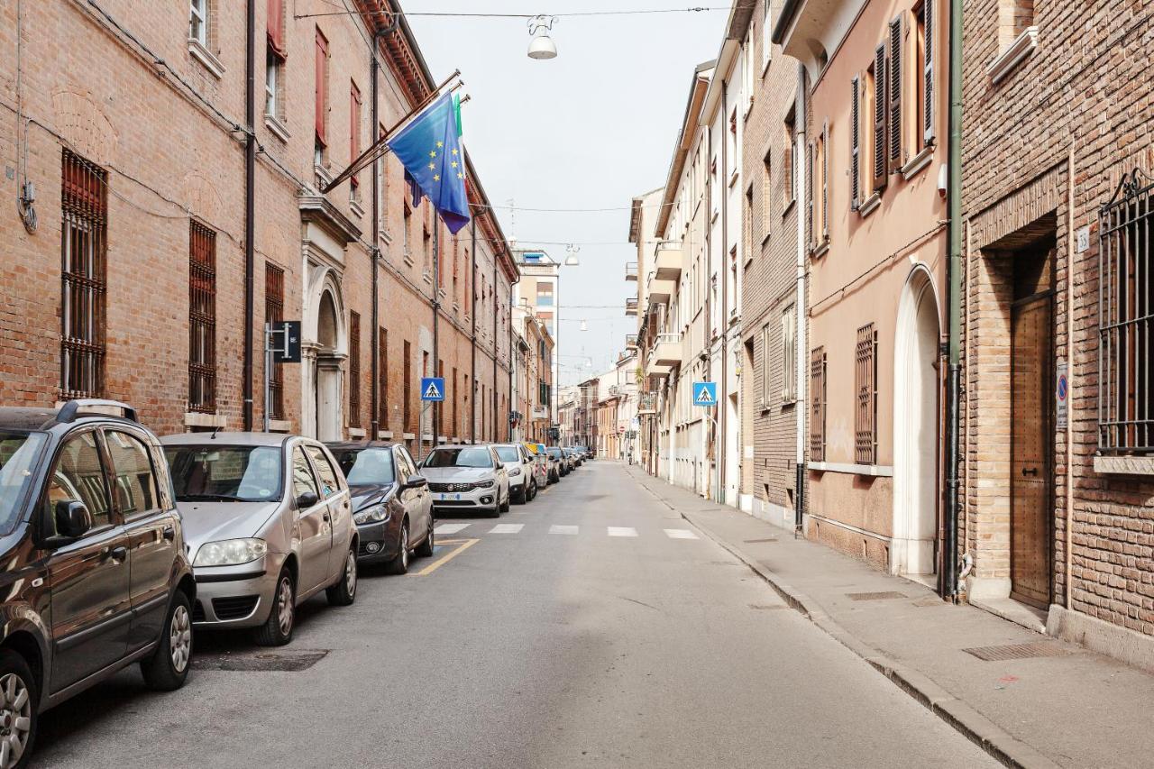 Palazzo Dei Diamanti Apartment Ferrara Bagian luar foto